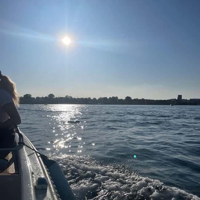 Copenhagen: Private Guided Boat Tour with City Highlights - Captain Oni and the value of a private guide