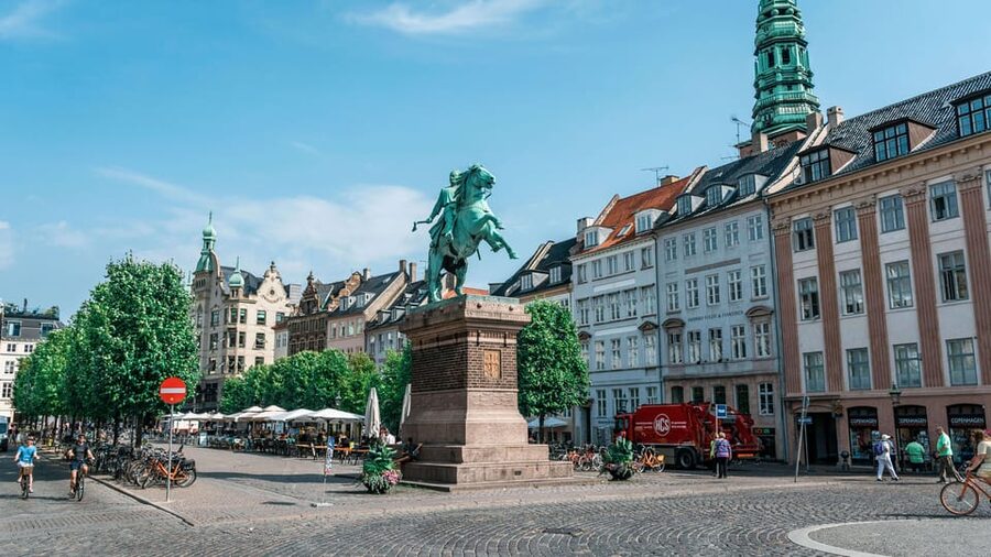 Copenhagen: Private Walking Tour - A two-hour introduction built around the harbor