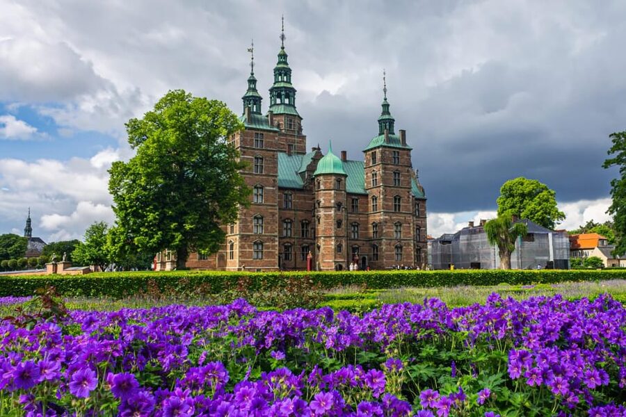 Copenhagen: Rosenborg Castle Tour with Skip-the-Line Ticket - Adding Amalienborg Palace and the Fabergé Chamber