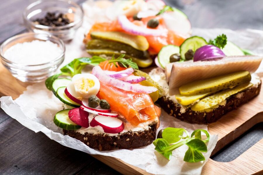 Copenhagen: Scandinavian Delights Food & Drink Private Tour - What this Copenhagen food walk actually feels like
