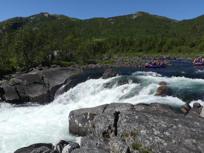 Dagali/Geilo: Wild Viking white water rafting - level 3 - The 15-minute ride to the river