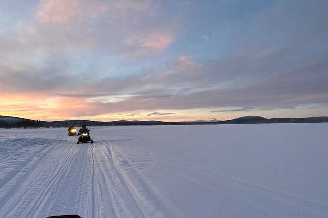 Day tour with snowmobile in Kiruna 10:30 am - Why the supplied winter gear matters