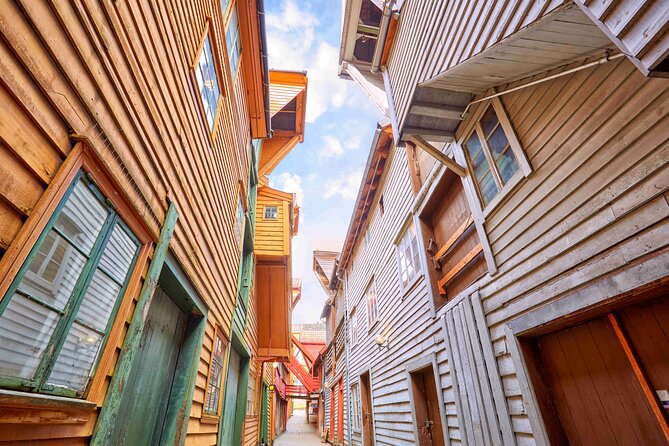 Discover Bergen on Foot and Boat - Starting at Bergen’s Fish Market