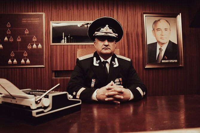 Downfall Spy Mission (Premium Private Escape Room) - A Cold War mission instead of a lock-and-key room