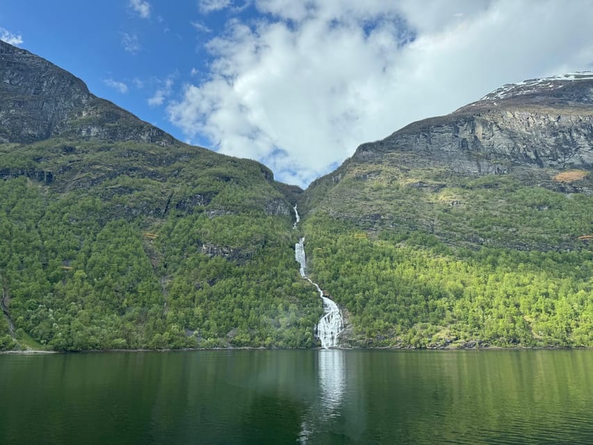 E-bike Tour in Geiranger, Norway - The Waterfall Route and the first uphill miles