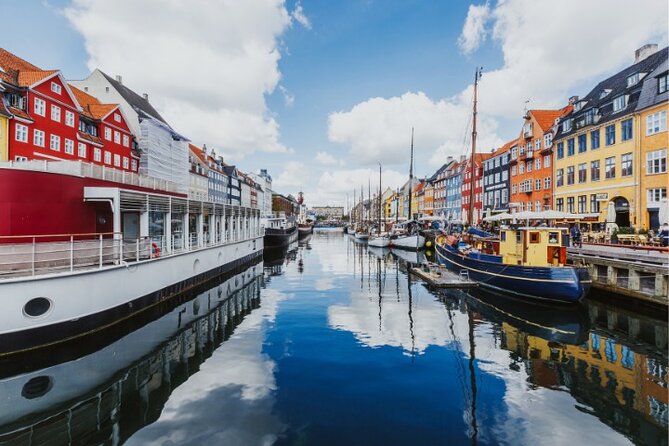 Exclusive Guided & Customized Private Oslo City Tour in Limo - Nobel Peace Center and City Hall