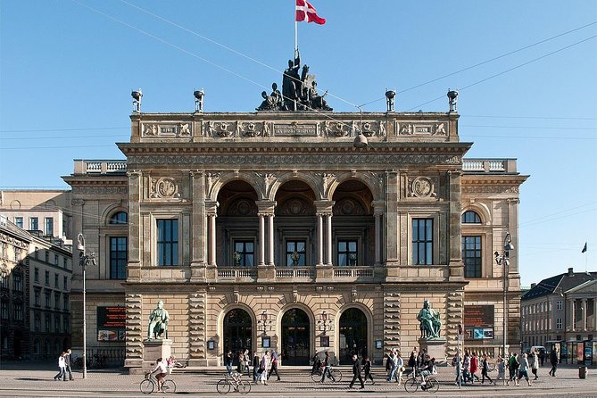 Explore Copenhagen: Self-Guided Audio Tour - Look up at Marble Church