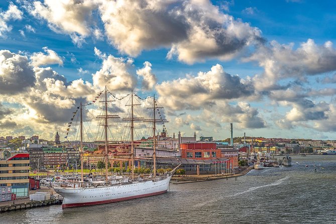 Explore the Instaworthy Spots of Gothenburg with a Local - Who will enjoy this walk most?