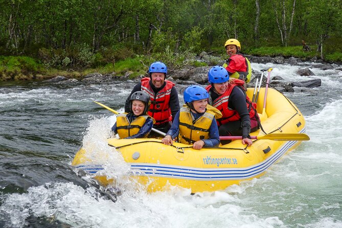Family-Friendly Whitewater Rafting Experience - level 1 - The scenery and the breaks