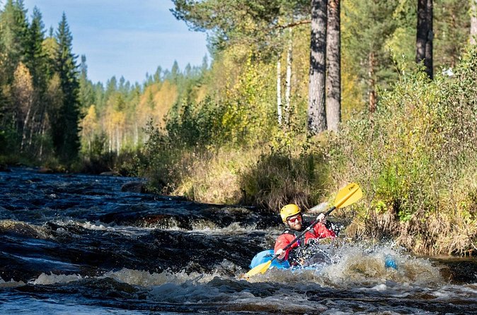 Family Packraft tour in Sälen - A wilderness-style lunch break