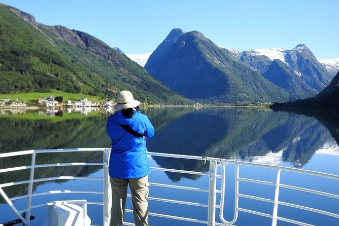 Fjord & Glacier Tour - From VOSS - The descent from Vikafjell to Storesvingen