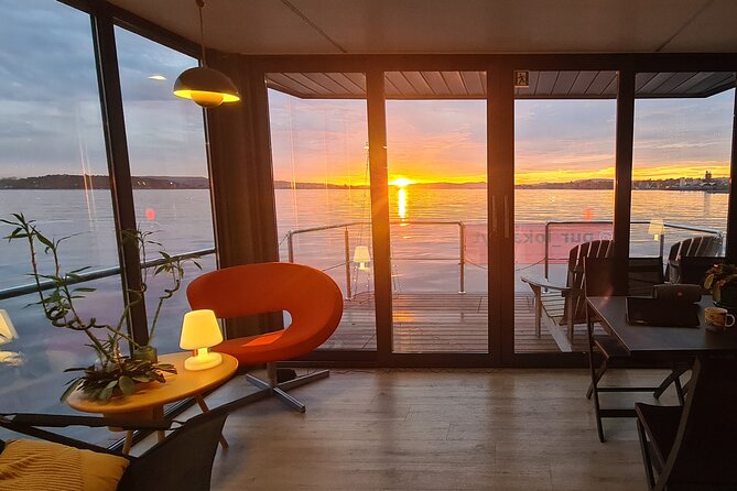 Fjord Houseboat Cruise in Oslo. 100 % electric. BYO - What the electric design means on the water