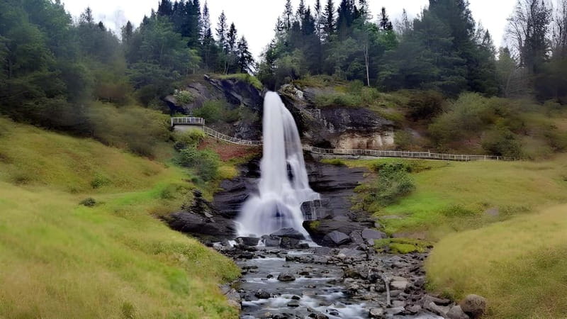 Flexible tour to Hardangerfjord vøringsfossen cruise include - Guides, languages, and group size