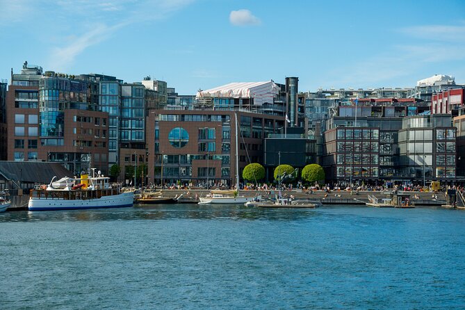 Free City Walking Tour in Oslo - Aker Brygge, the National Museum, and Nobel Peace Center