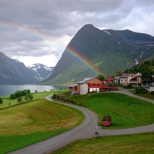 From Balestrand: Fjord Cruise to Fjærland- Round trip - What makes Fjærlandsfjord special