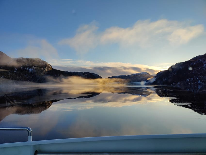 From Bergen: The Original Fjord Cruise to Mostraumen - The waterfall stop and the cold spray