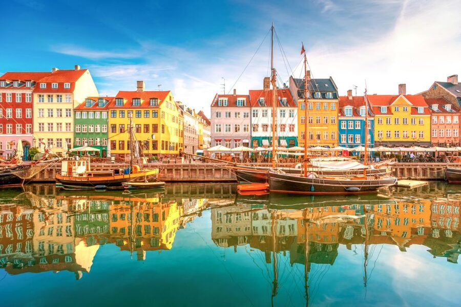 From Copenhagen: Private Frederiksborg Castle Tour - Booking details worth checking