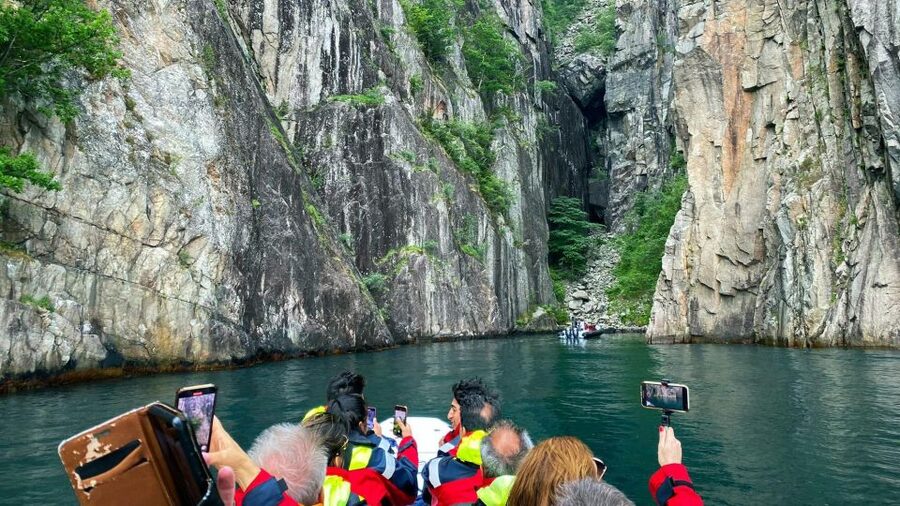 From Stavanger: Lysefjord Sightseeing RIB Boat Tour - Who should choose this experience?