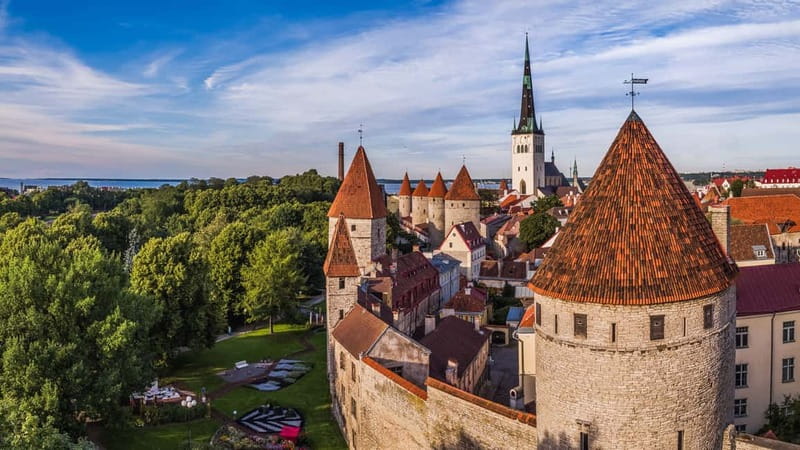 From Stockholm: 3-Day Return Cruise to Tallinn & Breakfast - Day 2: Breakfast at sea and an afternoon in Tallinn