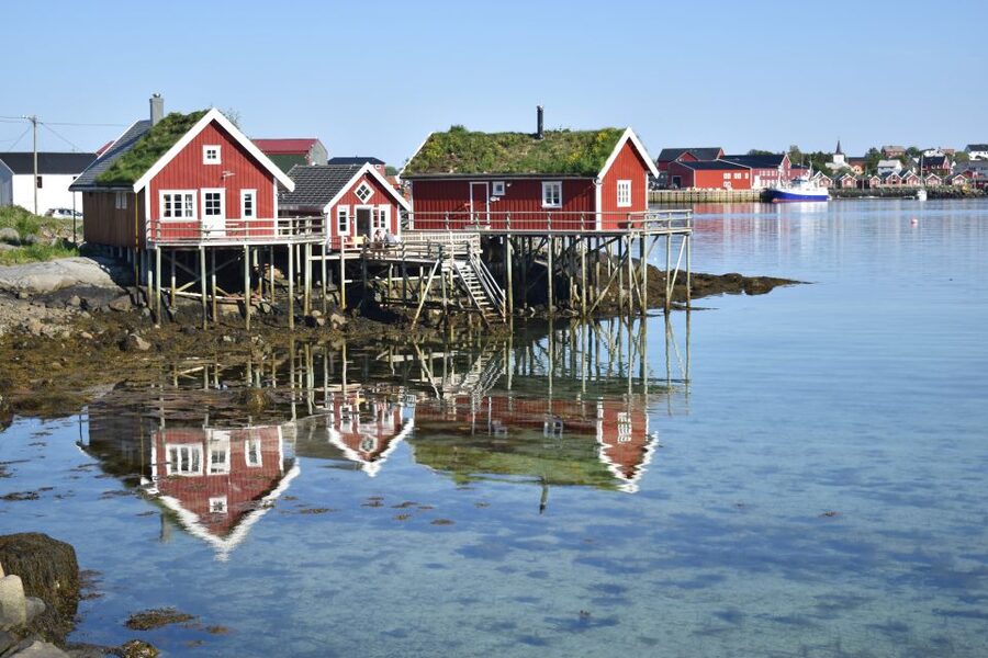 From Svolvaer: Private Lofoten Islands Tour with Transfer - Key points at a glance