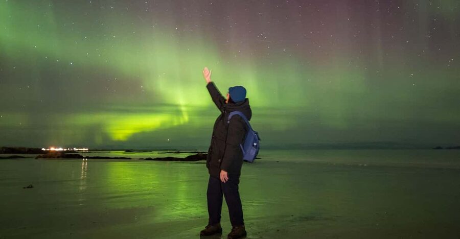 From Svolvaer: Private Northern Lights Search Trip - From Svolvaer to Lofoten’s dark coastal views