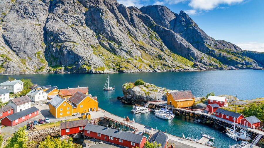 From Svolvær: Reine & Å Lofoten West Island Full Day Tour - What the price covers, and what it does not