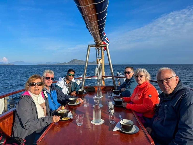 From Svolvær: Taste of Lofoten - Cultural Fishing Experience - Stories, wildlife, and slow views across Vestfjorden