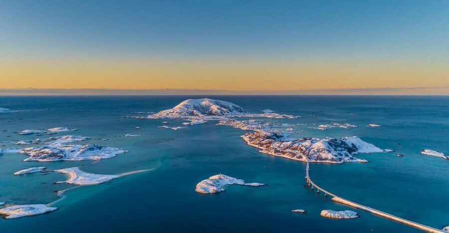 From Tromsø: Arctic Wildlife & Fjord Sightseeing Tour by Car - Ersfjordbotn and Kattfjorden bring the big scenery