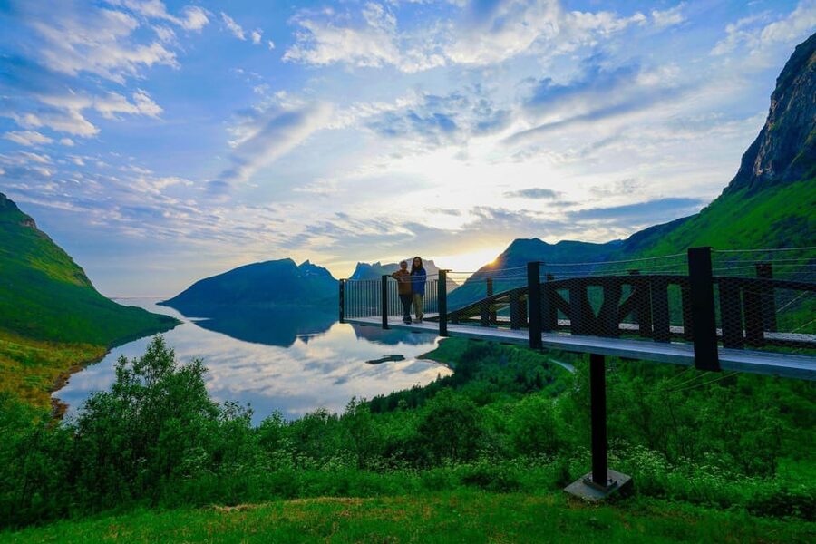 From Tromsø:（Chinese）Senja Day Trip - The morning road to Senja
