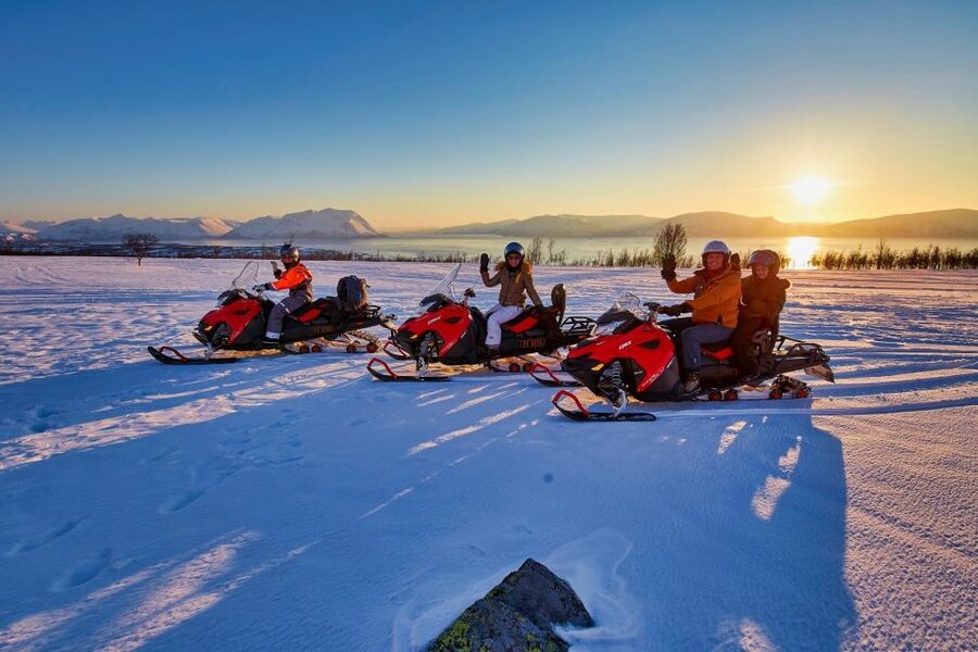 From Tromsø: Lyngen Alps Guided Snowmobile Tour - My advice before you go