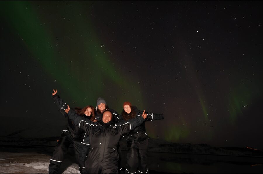 From Tromsø: Northern Lights Tour in Minibus with Photos - Why the professional photos matter