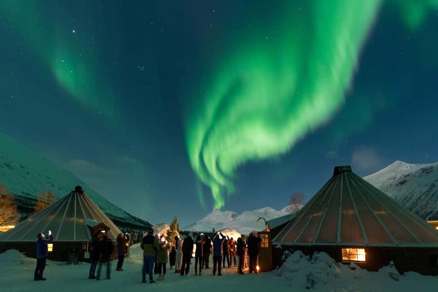 From Tromsø: Northern Lights Visit at Camp Tamok - The 90-minute ride from Tromsø to Camp Tamok