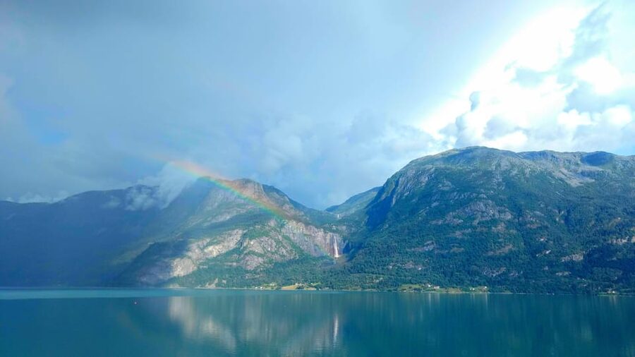 Full day private tour to Flåm - Stalheim and Nærøydalen: a high viewpoint before the fjord