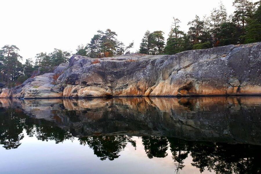 Full-Day Stockholm Archipelago Sailing Tour - A yacht rather than a crowded sightseeing boat