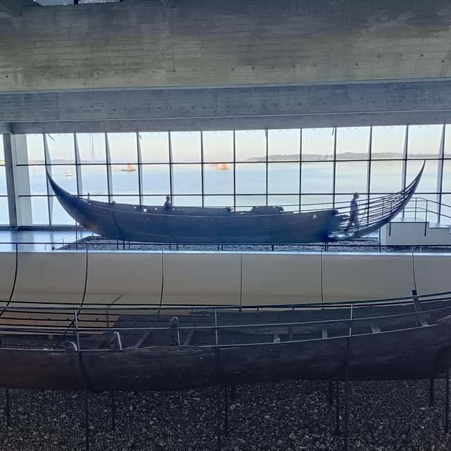 Full-Day Tour; Castle, Palace, Cathedral and Viking Ships - What the coach ride adds to the day