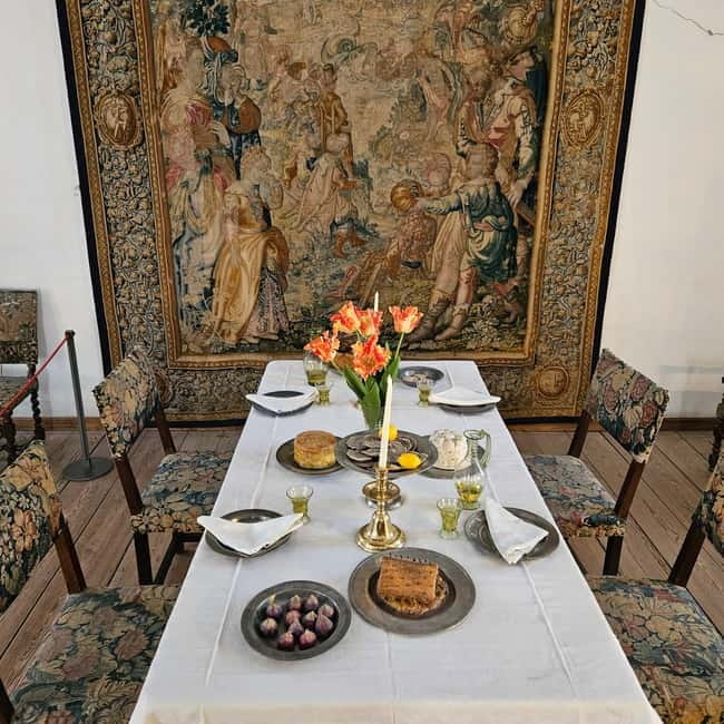 Full-Day Tour; Castle, Palace, Cathedral and Viking Ships - How demanding is the day?