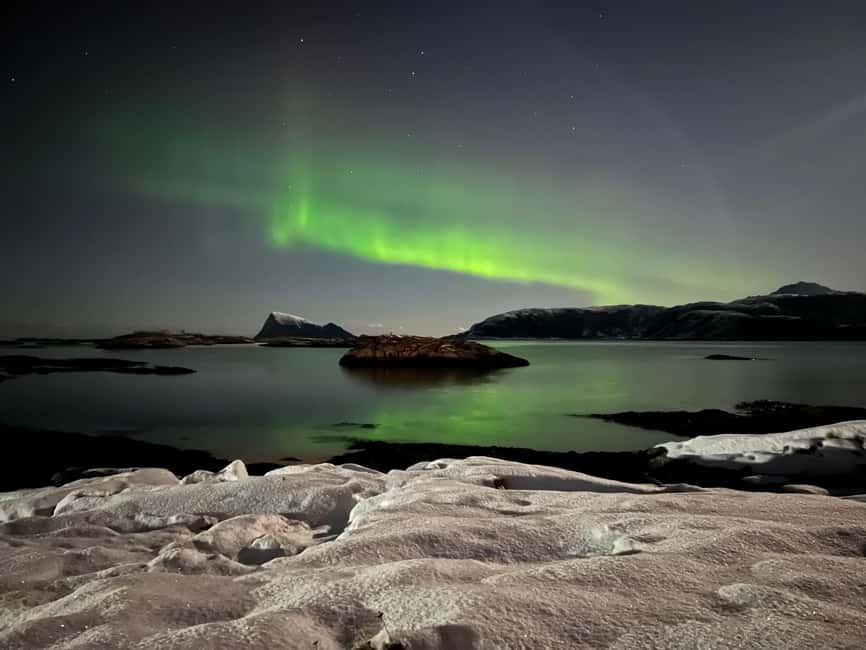 Full Night Magic of the Arctic Lights in Tromso - Who will enjoy this Northern Lights chase?