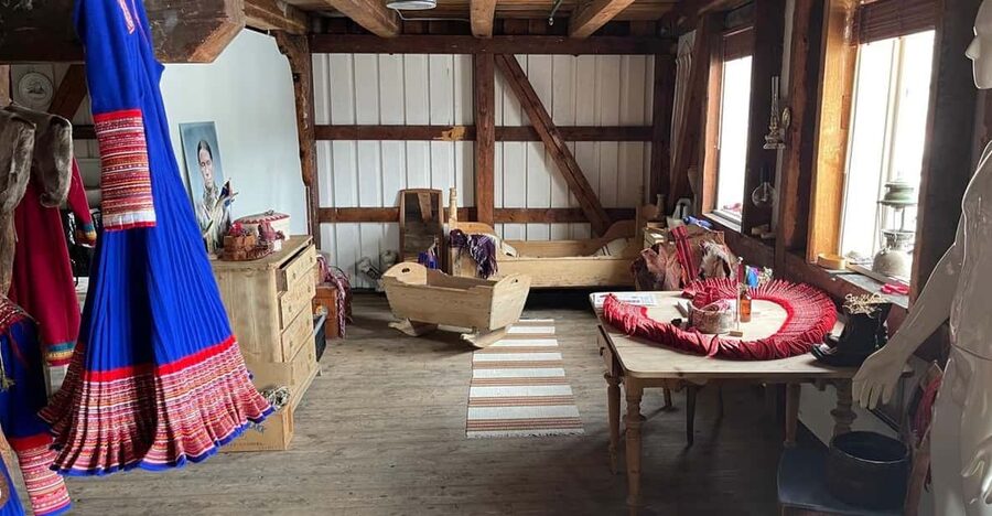 Full steam museum - Guided Sami Culture escursion - Kofte, identity, and the meaning of clothing