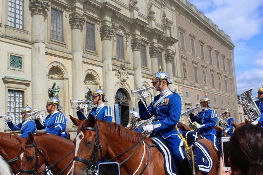 Gamla Stan: Essential Tour of Stockholm - Why Gamla Stan works best on foot