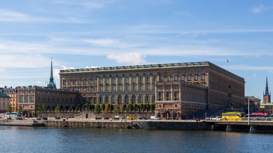 Gamla Stan: Essential Tour of Stockholm - Gustav Adolfs Torg and the opening chapter