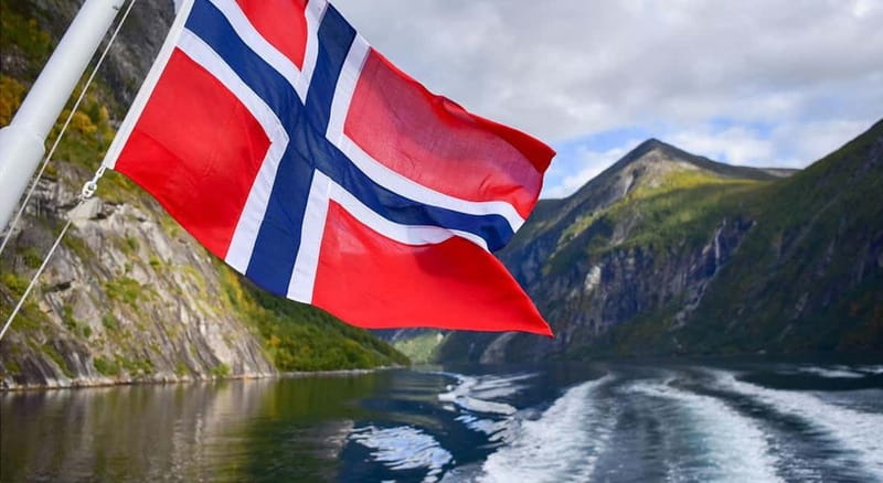 Geiranger: Fjord and Waterfalls Sightseeing Boat Trip - Who will enjoy this Geirangerfjord cruise