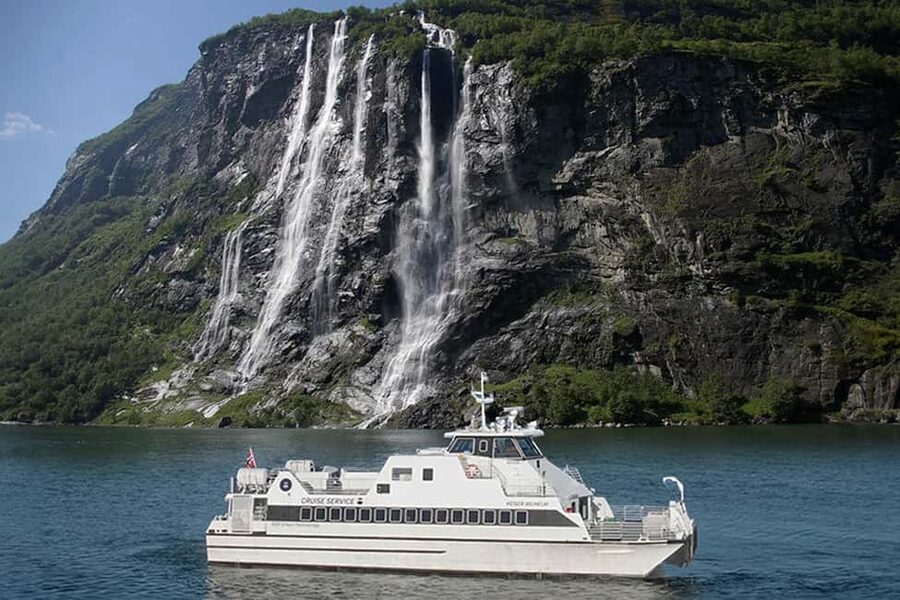 Geiranger Fjord Tour from Hellesylt (2 hours in Geiranger) - Key Points Before You Book