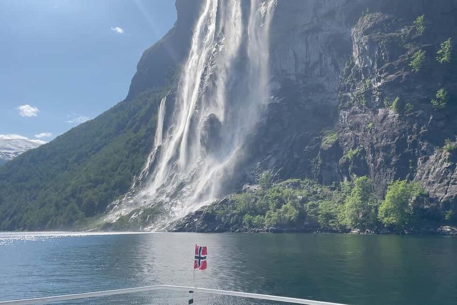 Geiranger Fjord Tour from Hellesylt (2 hours in Geiranger) - What the Outdoor Seating Is Really Like