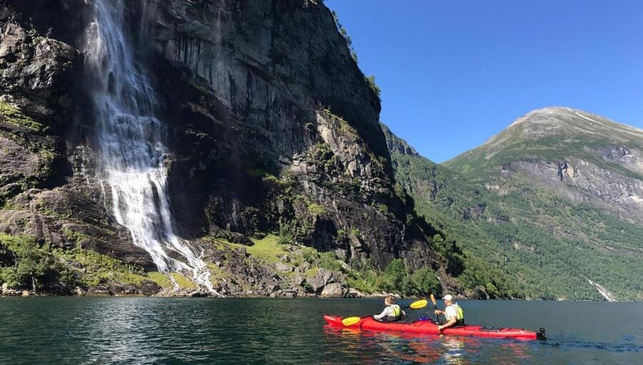 Geiranger: Kayak tour with guide - What the $136 price means