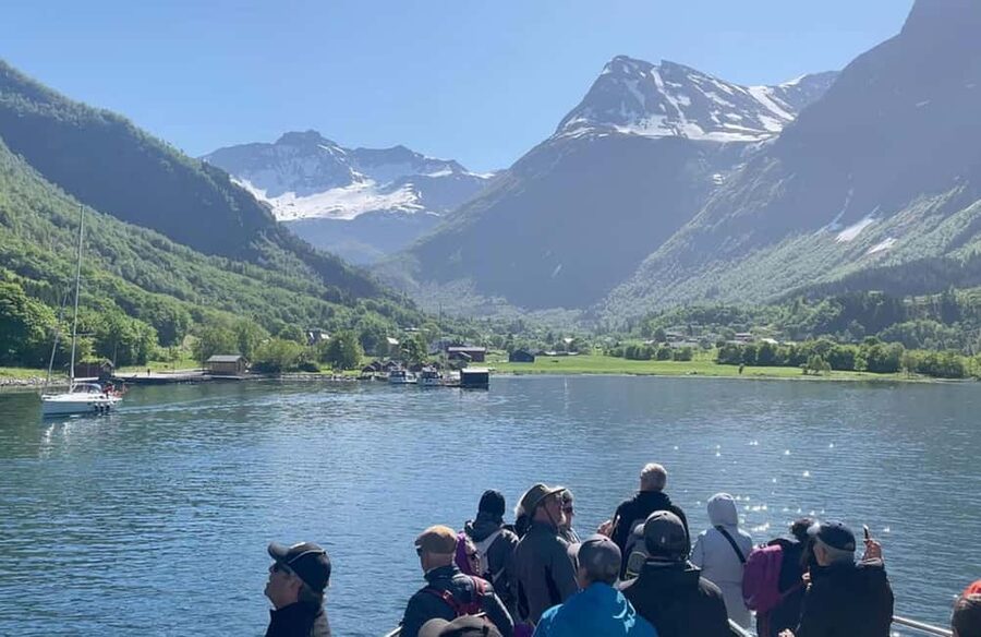 Geiranger to Ålesund Bus Tour (one way) - Eidsdal and the quieter side of the journey
