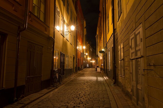 Ghosts of Stockholm: A Guided Tour of Horror and Dark Folklore - Old Town turns narrow streets into a stage