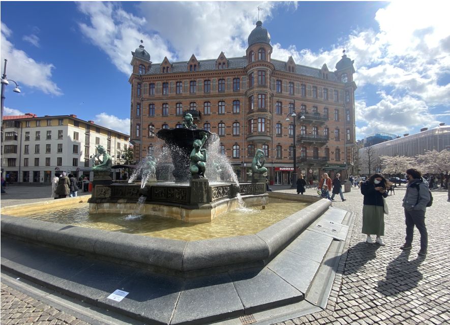Gothenburg: Private Walking Tour with a Guide - Starting with a private pickup in Gothenburg