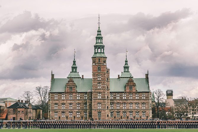 Grand Tour of Copenhagen - The Little Mermaid to Royal Castle - What This Copenhagen Tour Really Offers