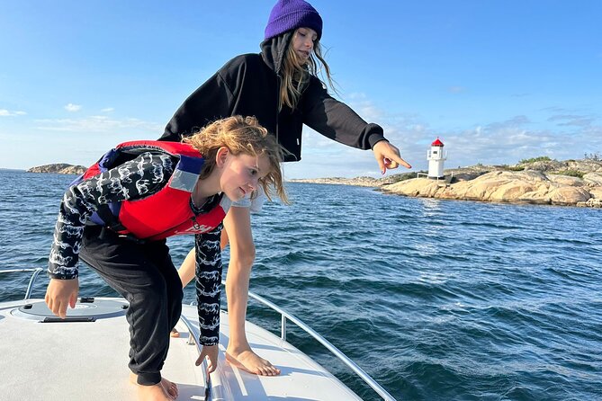 Grebbestad Boat Tour - Björn and Hannah as hosts