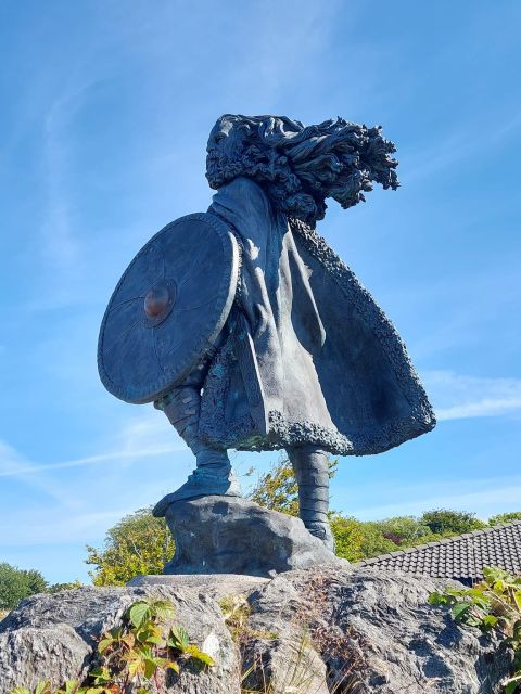 Guided E-Bike Tour in Haugesund: city, vikings, Rising Tides - Haugesund Town Hall and Rådhusplassen